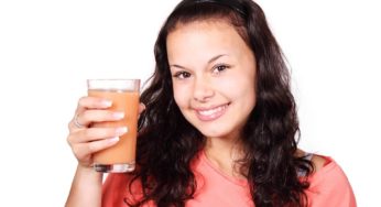 Dentist in Grayslake | Are Your Drinks Attacking Your Teeth?